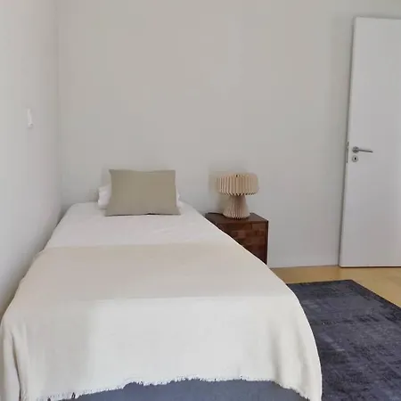 Alameda Design With Garage, Next Metro *