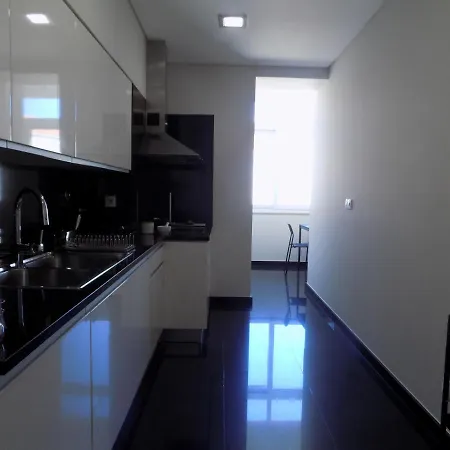 Alameda Design With Garage, Next Metro アパート *